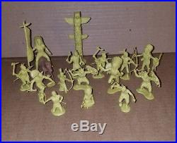 Vintage 54mm Marx Cream Indians Wagon Train Totem Pole 9 Poses Lot Of 16