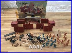 Vintage 60s Marx Fort Apache Playset No 3681 Soldiers Cowboys Indians Accesories