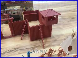 Vintage 60s Marx Fort Apache Playset No 3681 Soldiers Cowboys Indians Accesories