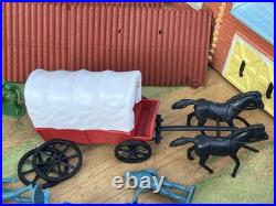 Vintage Carry All Action Fort Apache Play Set Style 4685