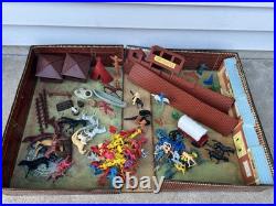 Vintage Carry All Action Fort Apache Play Set Style 4685