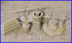 Vintage Davy Crocket 82 Piece Remember The Alamo Fort Play Set By Marx