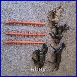 Vintage Davy Crocket 82 Piece Remember The Alamo Fort Play Set By Marx