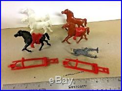 Vintage Fess Parker Daniel Boone Frontier Attack Toy Play Set 1964 in Box