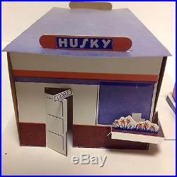 Vintage Husky gas and oil Marx service/ gas station giveaway play set RARE