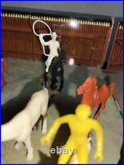 Vintage LOUIS MARX Fort Apache Carry-All Action Playset with Accessories 1968