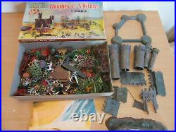 Vintage LOUIS MARX miniature play set Knights and Vikings with box LOTS ACCESSOR