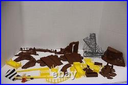 Vintage Lot of Various Plastic Army Toys Marx WW2 Vehicles Soldiers ROUGH