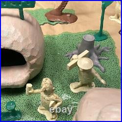 Vintage Louis Marx The Flintstones Play Set 4672 Original Box