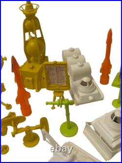 Vintage MARX 1960's Cape Canaveral/Moon Base/Martian Landing HUGE/MIXED Lot LOOK