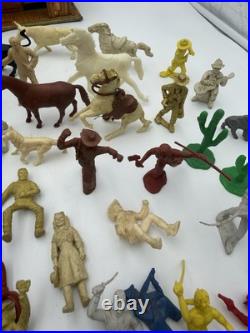 Vintage MARX BAR-M-RANCH Play Set With 70+ Vintage Piece- Western Ranch Set