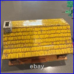 Vintage MARX BAR-M-RANCH Western Ranch Set Tin Toy Litho Cabin With150 Access