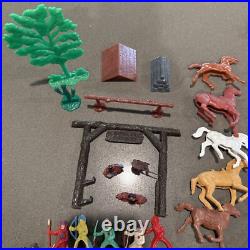 Vintage MARX BAR-M-RANCH Western Ranch Set Tin Toy Litho Cabin With150 Access