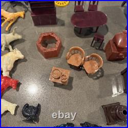 Vintage MARX BAR-M-RANCH Western Ranch Set Tin Toy Litho Cabin With150 Access