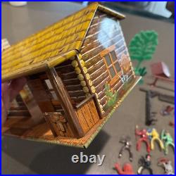 Vintage MARX BAR-M-RANCH Western Ranch Set Tin Toy Litho Cabin With150 Access