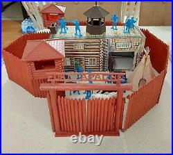 Vintage MARX Sears Fort Apache Playset 14 Soldiers TIN US Supply TOY SET