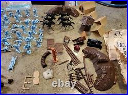 Vintage MARX Sears Heritage Blue & Gray Partial Soldiers + Fort Apache Misc Lot