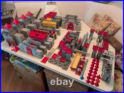 Vintage MARX Tin Litho Medieval / Robin Hood Playset Miscellaneous Lot AS IS