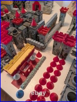 Vintage MARX Tin Litho Medieval / Robin Hood Playset Miscellaneous Lot AS IS