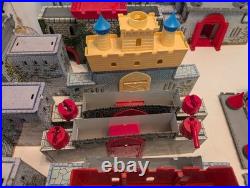 Vintage MARX Tin Litho Medieval / Robin Hood Playset Miscellaneous Lot AS IS