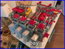 Vintage MARX Tin Litho Medieval / Robin Hood Playset Miscellaneous Lot AS IS