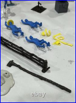 Vintage MARX Toy FORT APACHE Play Set Cavalry Stockade Civil War Lot Accessories