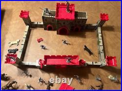 Vintage Marx 1950's Medieval Castle Fort #4710 with Figures, Accessories and Box