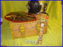 Vintage Marx 1950's Toy Armor Set Complete, near mint and in original box- A++