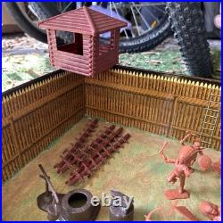 Vintage Marx 1968 Fort Apache Carry-All Action Playset With Accessories No. 4685