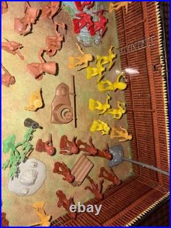 Vintage Marx 1968 Fort Apache Carry-All Playset With Figures No. 4685 2