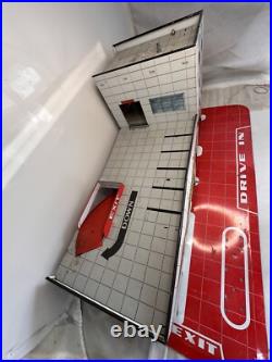 Vintage Marx Automotive Service station withelevator Tin Toy RARE