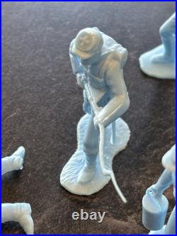 Vintage Marx Battle of Blue & Gray Figures Including Wounded Soldiers 1960s