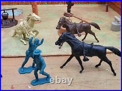 Vintage Marx Carry-All Action Fort Apache Play Set Figures Toy with Metal Box