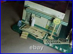 Vintage Marx Cities Service Gas Station Play Set Playset Tin Toy