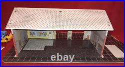 Vintage Marx Colonial Service Station Tin Litho withAccessories 26 X 14 3/4 Read