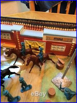 Vintage Marx Fort Apache Carry All Playset Complete Great Shape Cowboys Indians