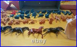 Vintage Marx Fort Apache Lot (32 cowboy indian figures 4 horses Cavalry teepee)