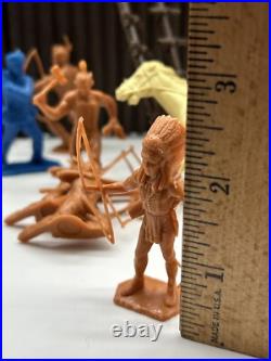 Vintage Marx Fort Apache Play Set Over 50 Pieces Plastic Incomplete READ