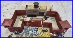 Vintage Marx Fort Apache Playset 3681 With Extra Figures And Box READ