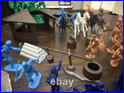 Vintage Marx Fort Apache Playset Model 3681a With Original Box+ Extra Soldiers