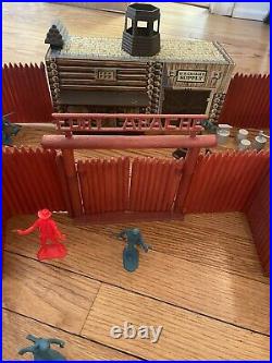 Vintage Marx Fort Apache Set with Calvary Stable, Tepee, Plastic Figures 100 pcs