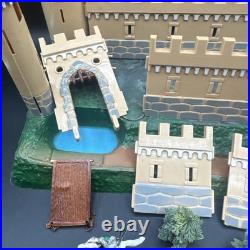 Vintage Marx Knights and Castle Vintage Playset Figure Lot Rare