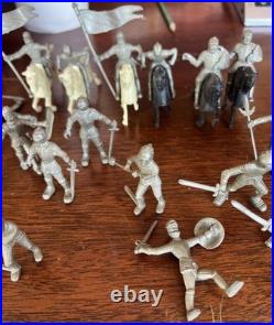 Vintage Marx Metal Medieval Castle Fort with Knights and Horses Walls & Cannons