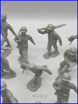 Vintage Marx Navarone Playset Light Gray German Soldiers lot of 26