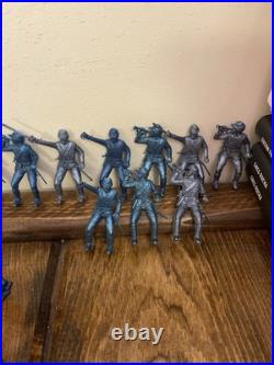 Vintage Marx Others Civil Revolutionary War Indians Plastic Toys Blue 94 piece