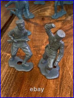 Vintage Marx Others Civil Revolutionary War Indians Plastic Toys Blue 94 piece