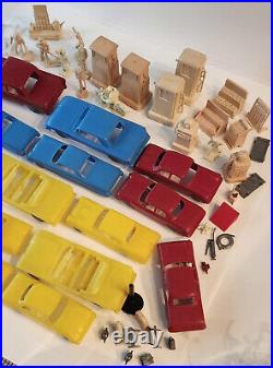 Vintage Marx Playset Gas Service Station Plastic Toy Lot 15 Cars & So Much More