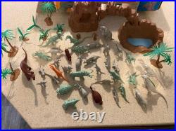 Vintage Marx Prehistoric Dinosaur Playset #3398 36 Dinosaurs 2 Cavemen