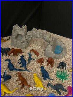 Vintage Marx Prehistoric Dinosaurs Play Set #4208 4209 SEE Pictures