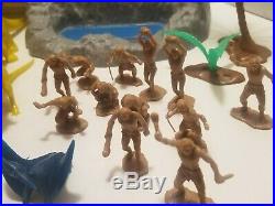 Vintage Marx Prehistoric Playset 28 Dinosaurs, 12 Cavemen Plus Instructions EUC